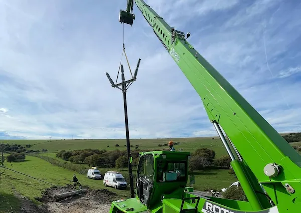 Lifting services in Kent.